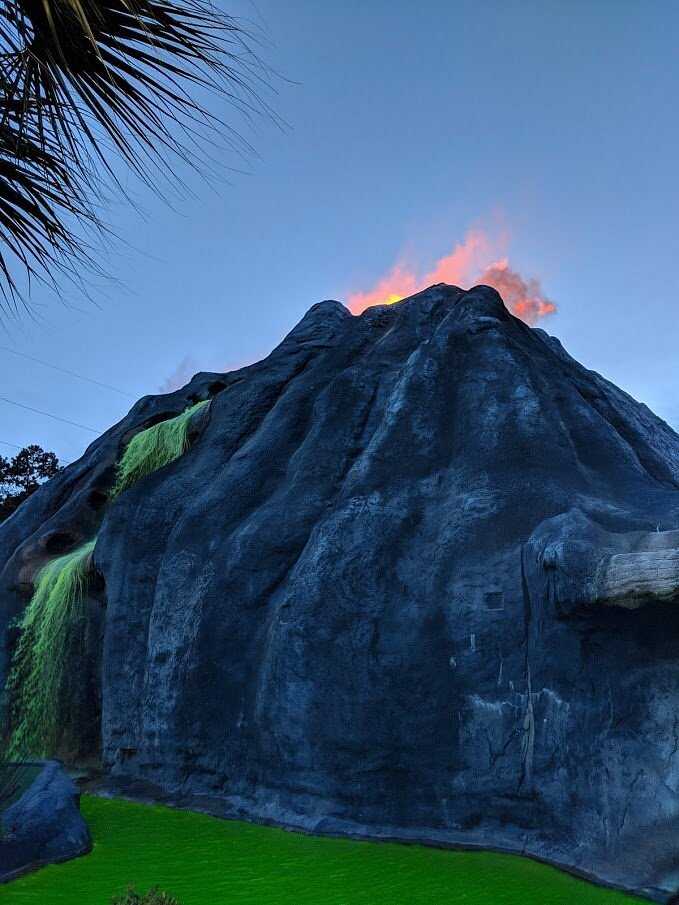 Molten Mountain Golf